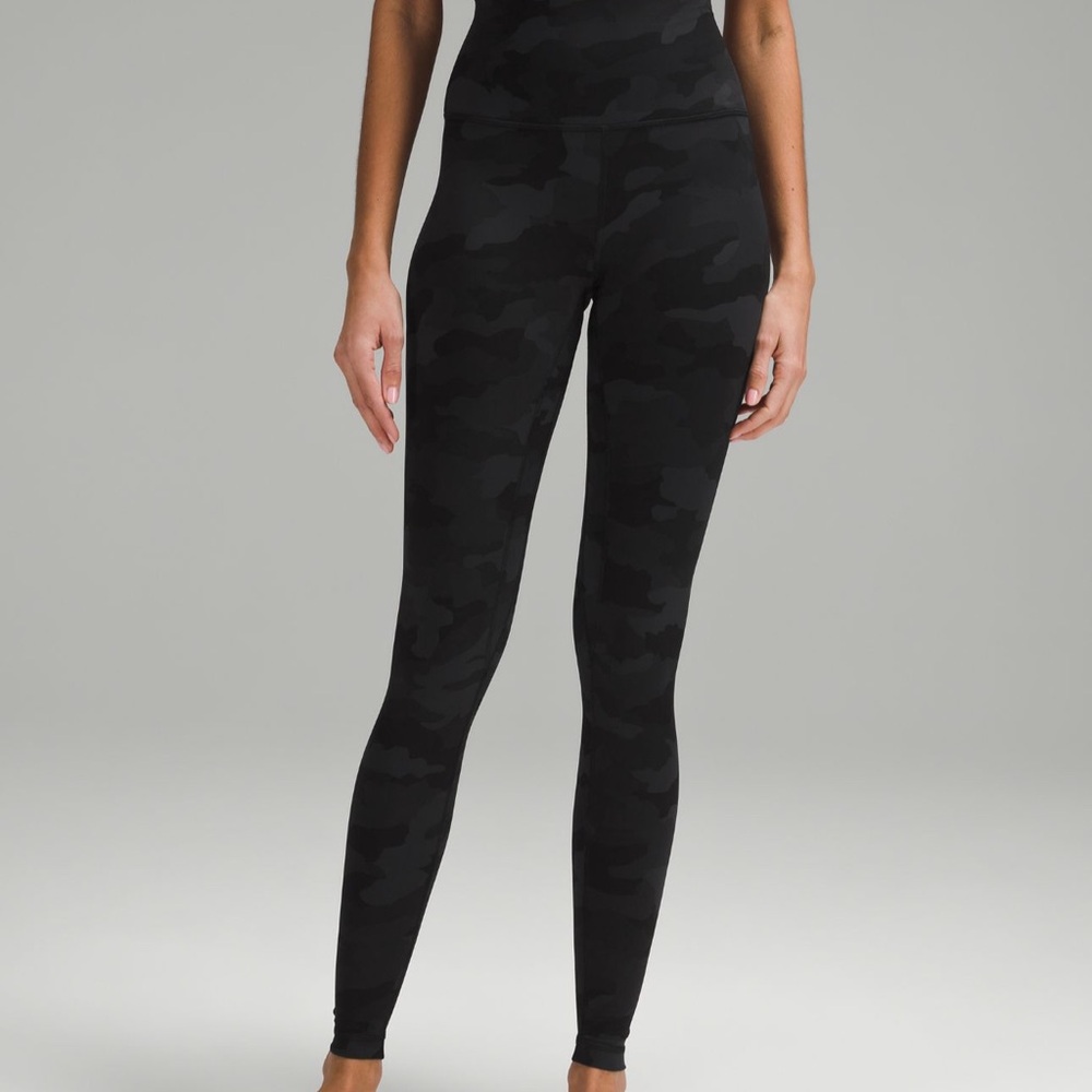 Lulu Wunder Under Camo leggings